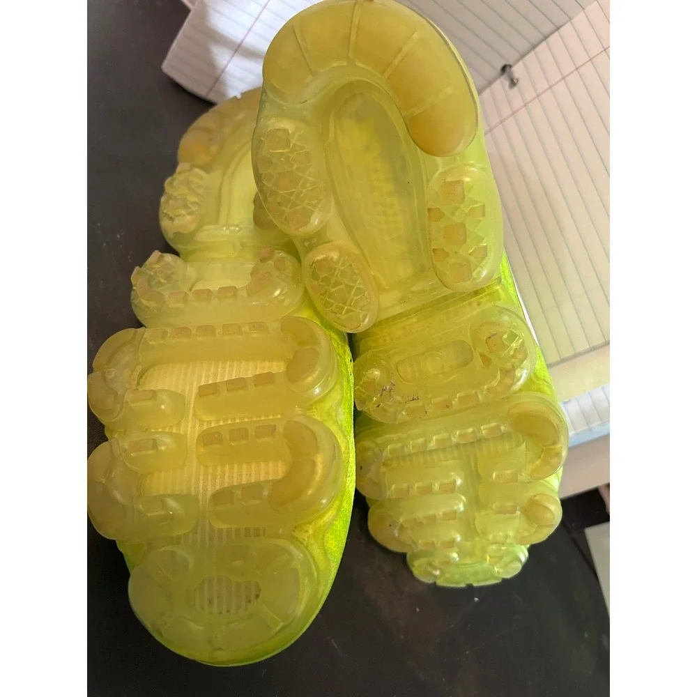 Nike Air VaporMax Flyknit 2 Men's Volt Neon‎ Running Shoes Size 10